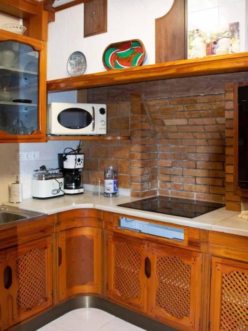 Villa Casa Acogedora Con Barbacoa Miravet Esterno foto