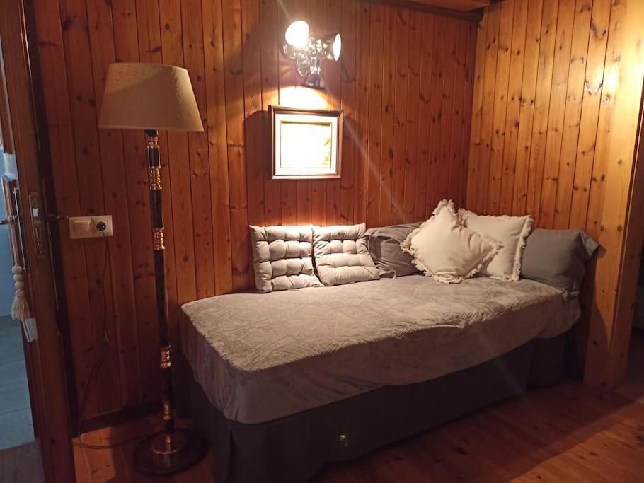 Villa Casa Acogedora Con Barbacoa Miravet Esterno foto